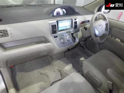 Toyota RAUM