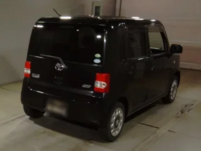 Toyota PIXIS SPACE