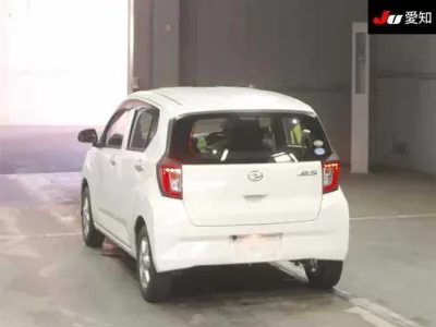 Daihatsu MIRA E S