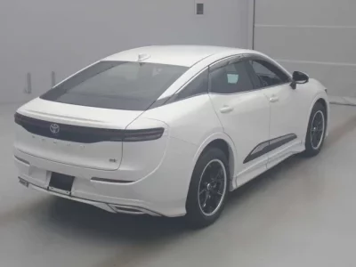 Toyota CROWN CROSSOVER