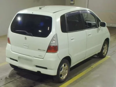 Suzuki MRWAGON