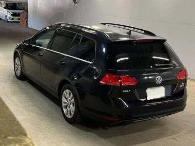 Volkswagen GOLF VARIANT