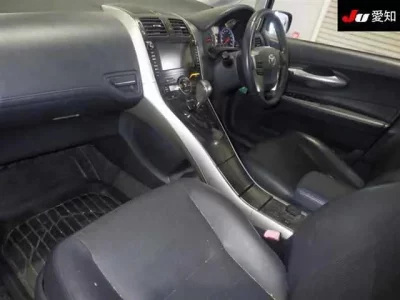 Toyota BLADE