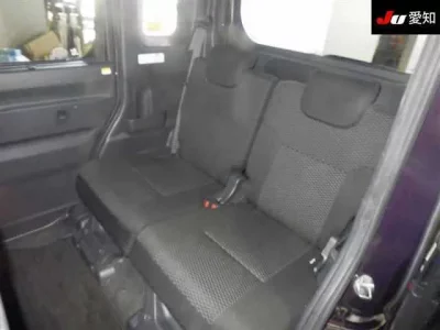 Toyota PIXIS MEGA