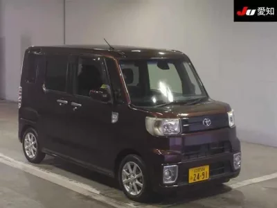 Toyota PIXIS MEGA