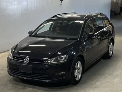 Volkswagen GOLF VARIANT