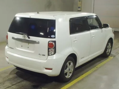 Toyota COROLLA RUMION