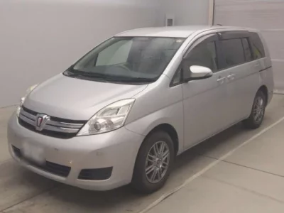 Toyota ISIS