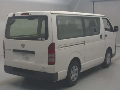 Toyota REGIUS ACE VAN