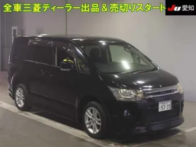 Mitsubishi DELICA D5
