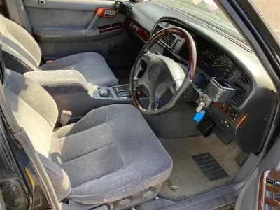 Nissan CEDRIC