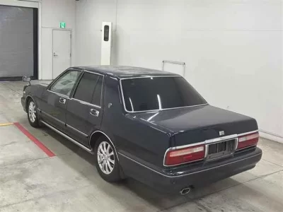 Nissan CEDRIC
