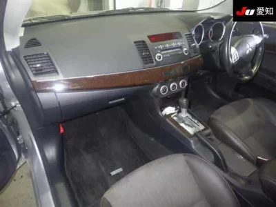 Mitsubishi GALANT FORTIS