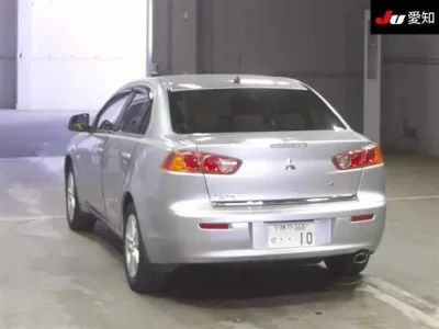 Mitsubishi GALANT FORTIS
