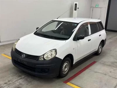 Nissan AD