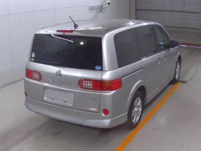 Nissan LAFESTA