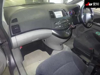 Mitsubishi GRANDIS