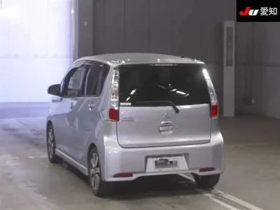 Mitsubishi EK CUSTOM