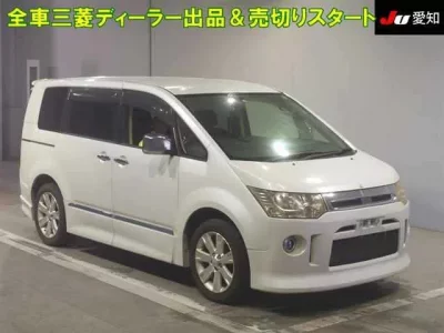 Mitsubishi DELICA D5