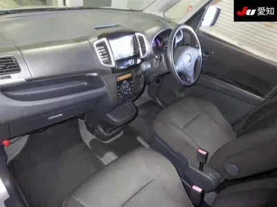Mitsubishi DELICA D2