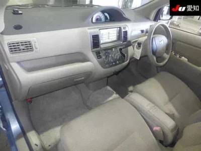 Toyota RAUM
