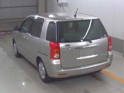 Toyota RAUM
