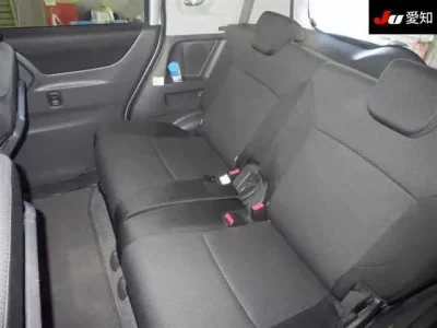 Mitsubishi DELICA D2