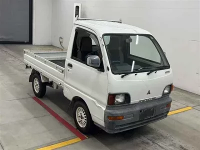 Mitsubishi MINICAB TRUCK