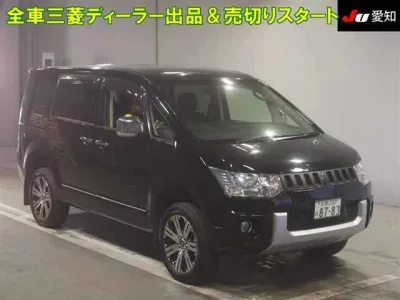 Mitsubishi DELICA D5