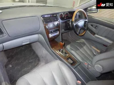 Mitsubishi DIAMANTE