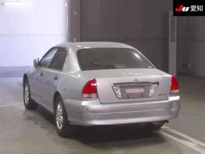 Mitsubishi DIAMANTE
