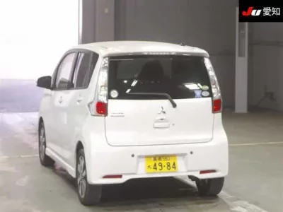 Mitsubishi EK CUSTOM