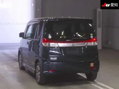 Mitsubishi DELICA D2