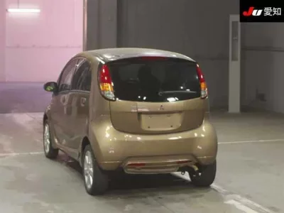 Mitsubishi I
