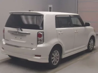 Toyota COROLLA RUMION