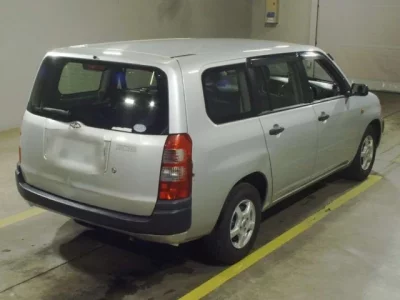 Toyota SUCCEED