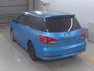 Nissan WINGROAD