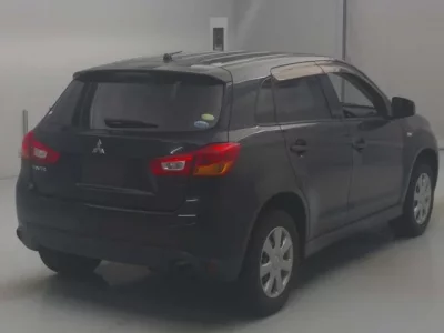 Mitsubishi RVR