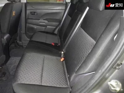 Mitsubishi RVR