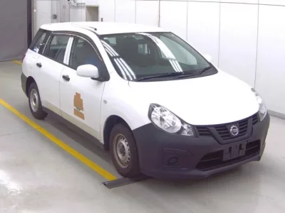 Nissan AD