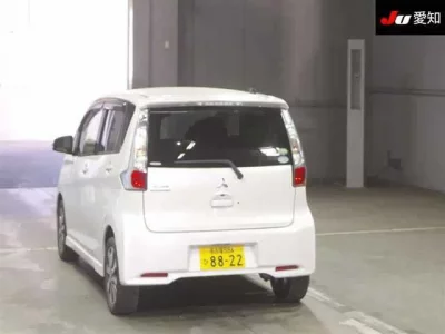 Mitsubishi EK CUSTOM