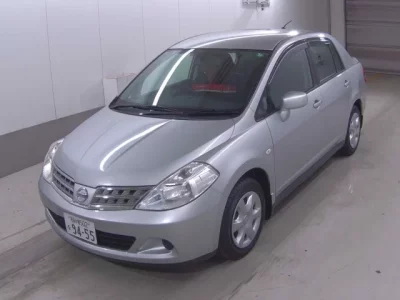 Nissan TIIDA LATIO