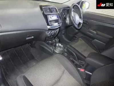 Mitsubishi RVR