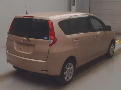 Toyota PASSO SETTE