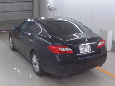 Nissan FUGA