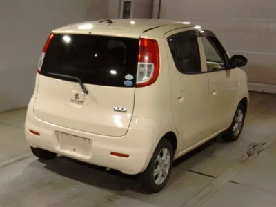 Suzuki MRWAGON