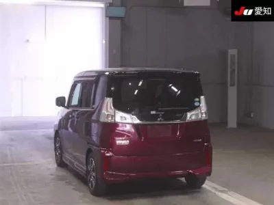 Mitsubishi DELICA D2