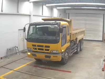 Isuzu TRUCK