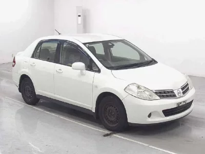 Nissan TIIDA LATIO