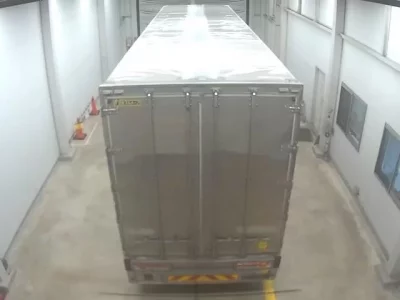 Isuzu TRUCK